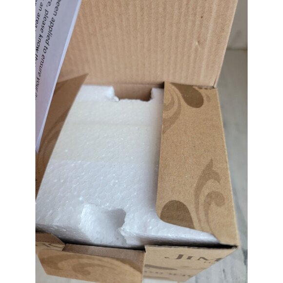 Jim Shore laughter makes the season bright enesco white Woodland figure - Picture 5 of 5